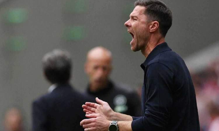 "مفاجأة مدوية".. ألونسو مهدد بالرحيل عن ريال مدريد وبيريز يبحث عن البديل