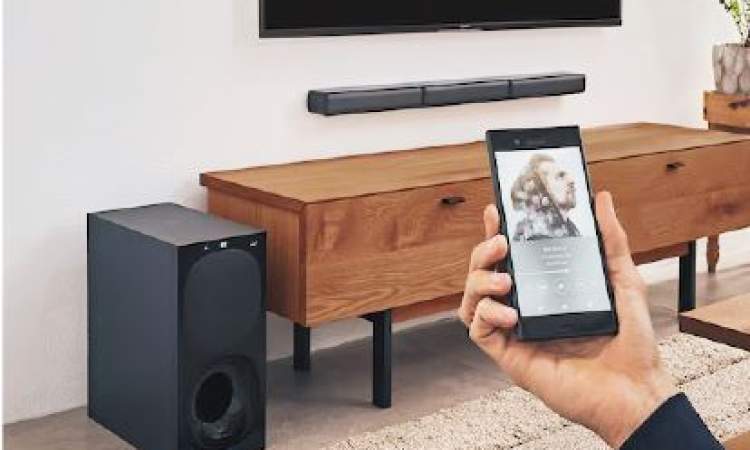 خبراء روس يحذرون من خطر مكبرات الصوت المنزلية الذكية
