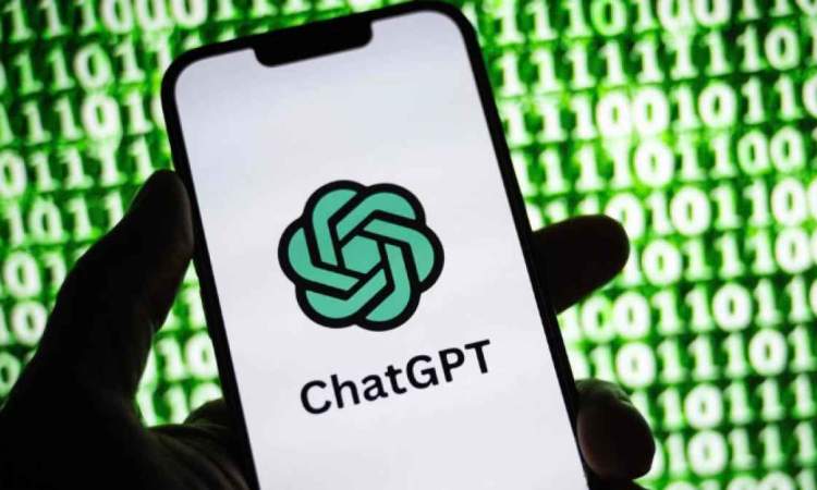 ميزة جديدة من OpenAI: تعاون جماعي داخل محادثة واحدة