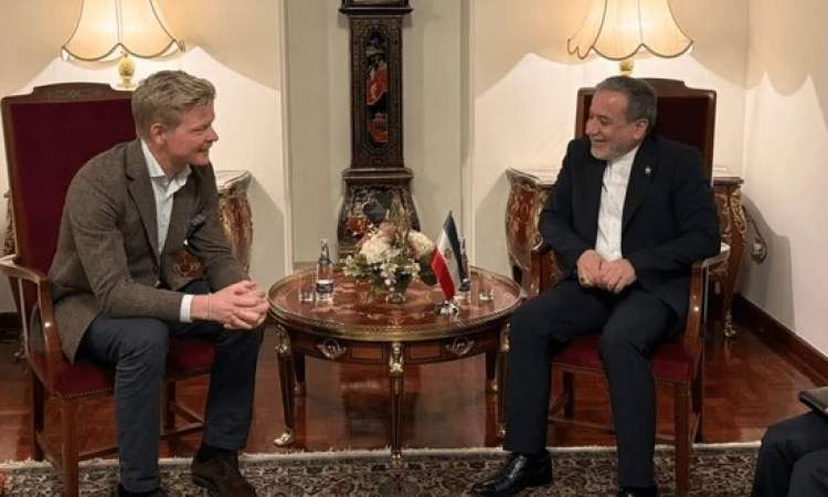 وزير الخارجية الايراني يلتقي غروندبرغ ويدين فرض العقوبات على اليمن