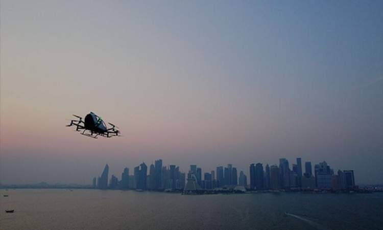 طائرة مسيرة لنقل الركاب في أول رحلة تجريبية في الشرق الأوسط 