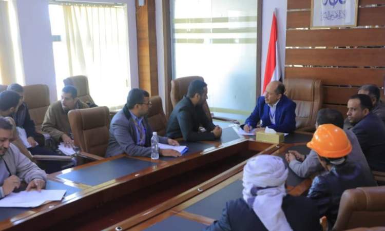 نائب وزير الاقتصاد يلتقي المواطنين والقطاع الخاص خلال اليوم المفتوح