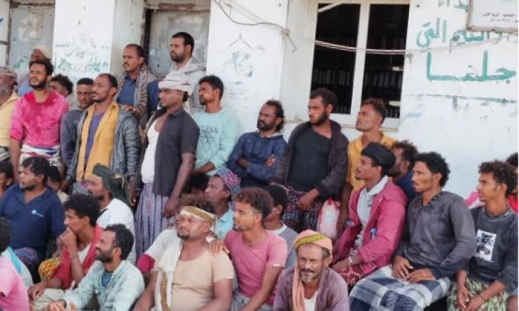 عودة 48 صياداً إلى الخوبة اختطفوا وعُذّبوا في إريتريا