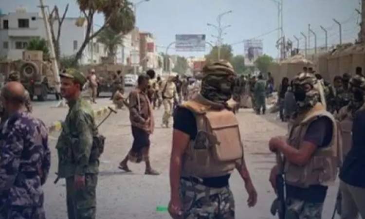 اغتيال مسؤول امني مرتزق داخل سيارته في عدن المحتلة